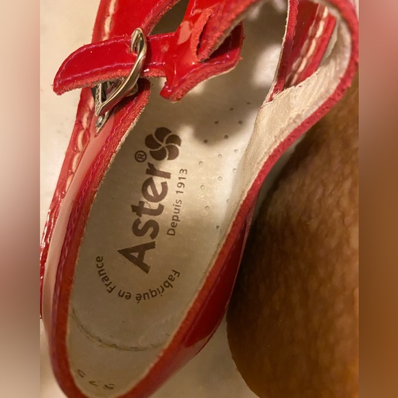 Aster France Red patent leather girls Mary Jane sz 24 (7/7.5 children) - Picture 4 of 4